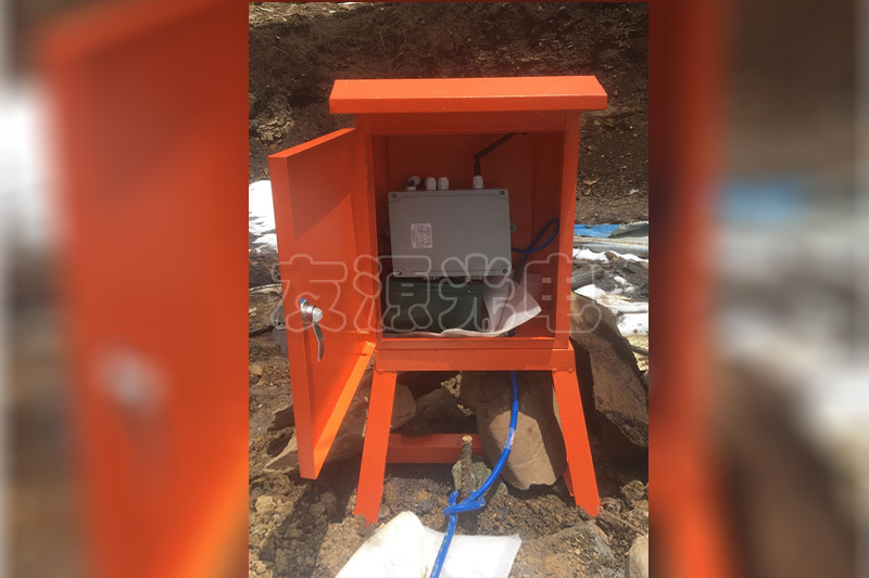TD-016C型 RS485竖直地埋管地源热泵温度监测系统